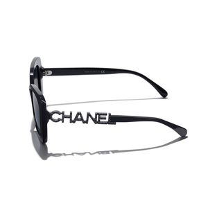 CHANEL 2020 Square Sunglasses NEW